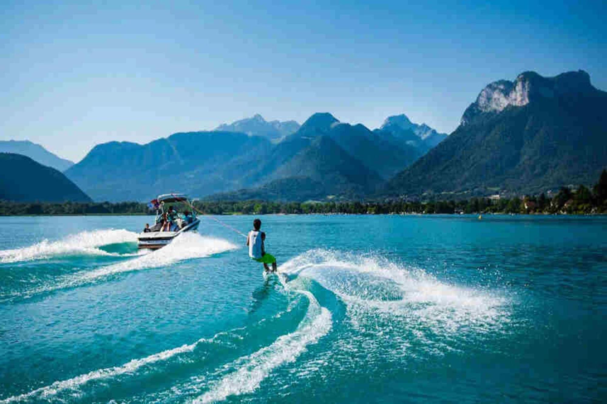 Le Bleu Du Lac 3 Etoiles - Secteur Recherche, Calme & Familiale, A 300M Du Lac & De La Vieille Ville, Garage Prive Аннесі Екстер'єр фото